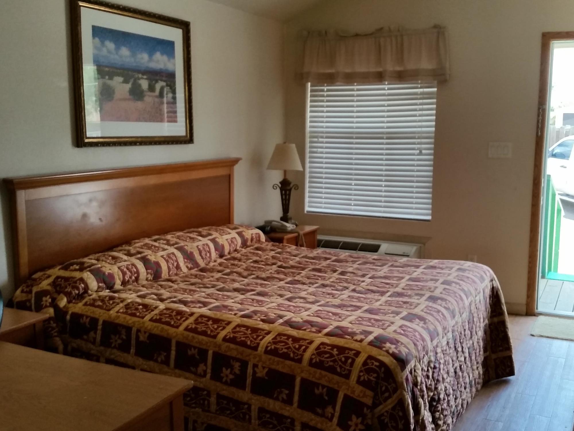 Garden Inn & Suites Hebbronville Exterior photo